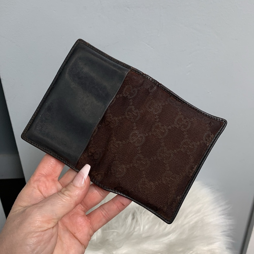 Authentic Gucci small lightweight flexible card holder - Picture 3 of 17
